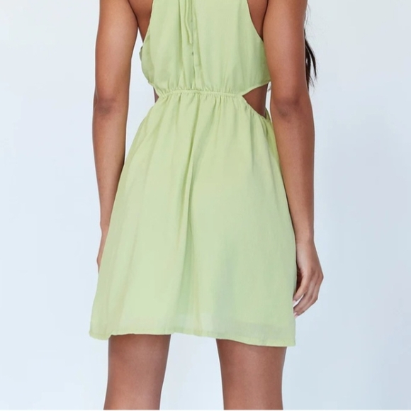 Princess Polly Green Pleated Halter Sundress - Picture 7 of 7